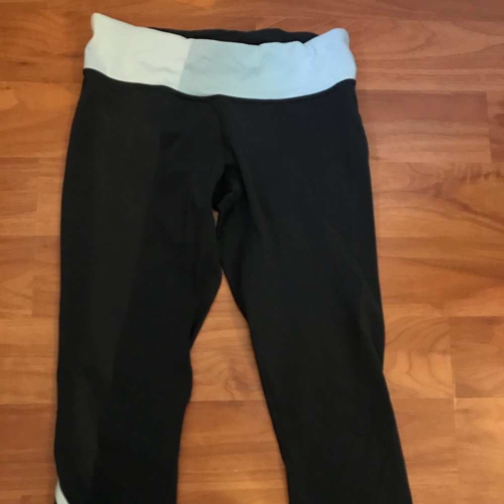 Lulu lemon cropped leggings